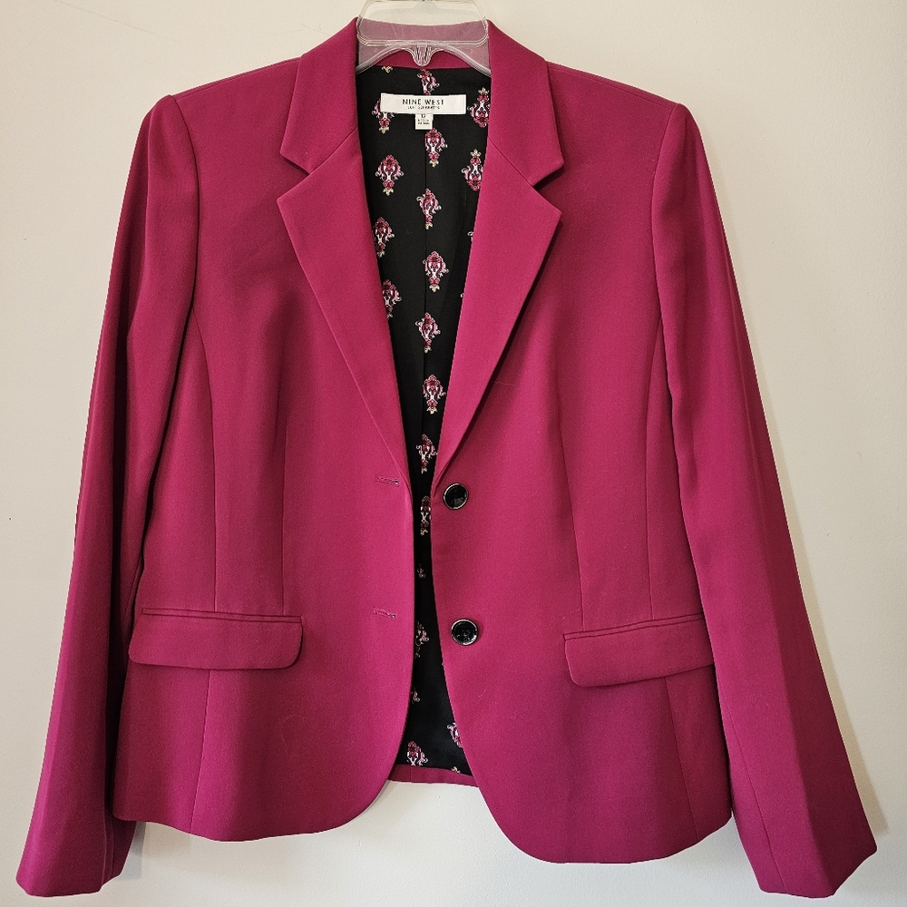 Nine West Women's Fuchsia Blazer. Size 12